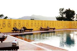 Atulya Niwas Udaipur piscine