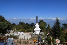 The Fort Resort à Nagarkot jardin avec vue