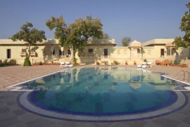 Amar mahal piscine