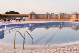 Hotel Orcha Palace piscine