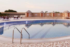 Hotel Orcha Palace piscine