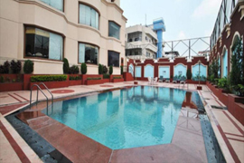 Hotel Varanasi The Amayaa piscine